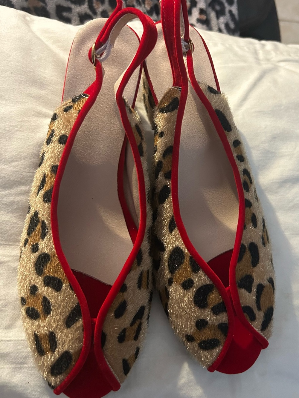Leopard Print Red-Trim Slingback Flats - Women's Fashion Shoes